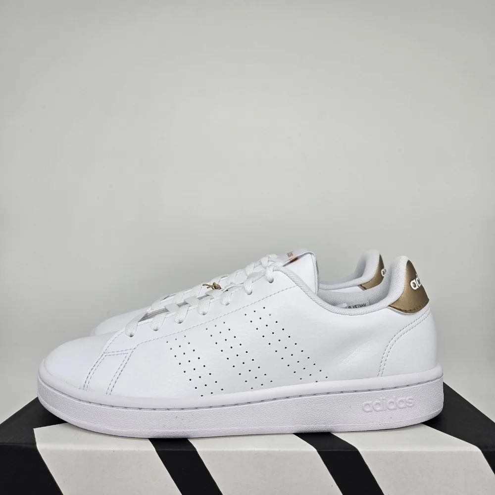 Adidas Women's Advantage 'White Copper Metallic' Shoes Size 9.5 New